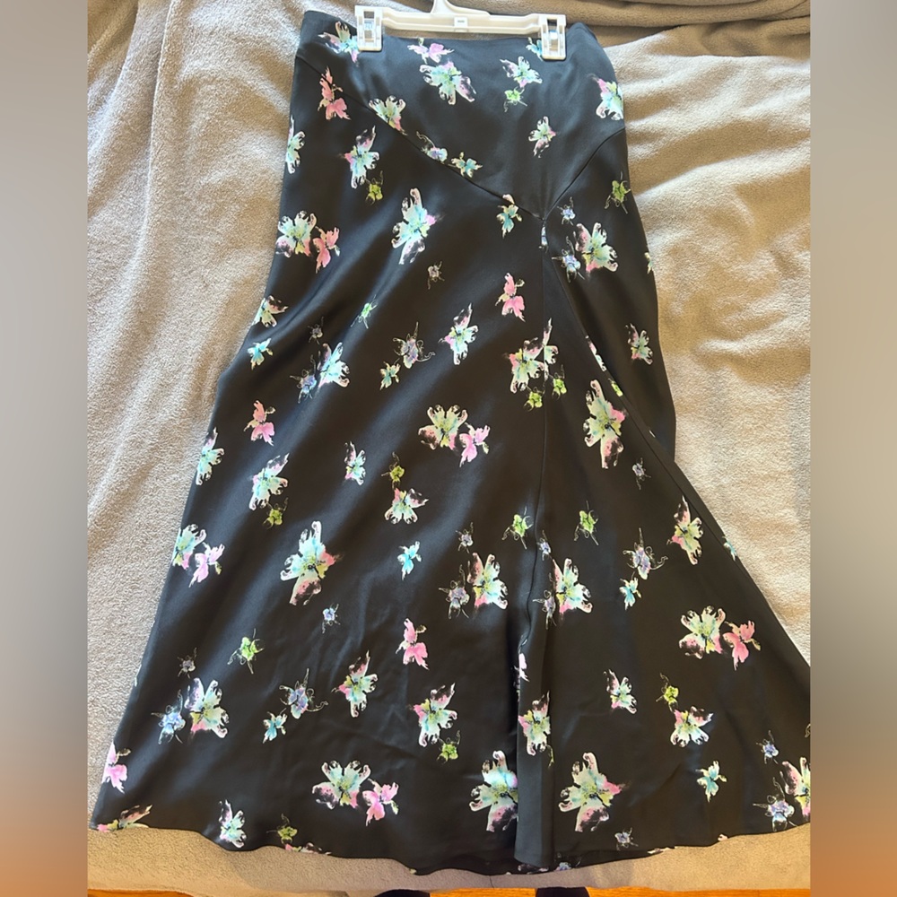 Banana Republic Black Floral Slinky Romantic Fairy Skirt